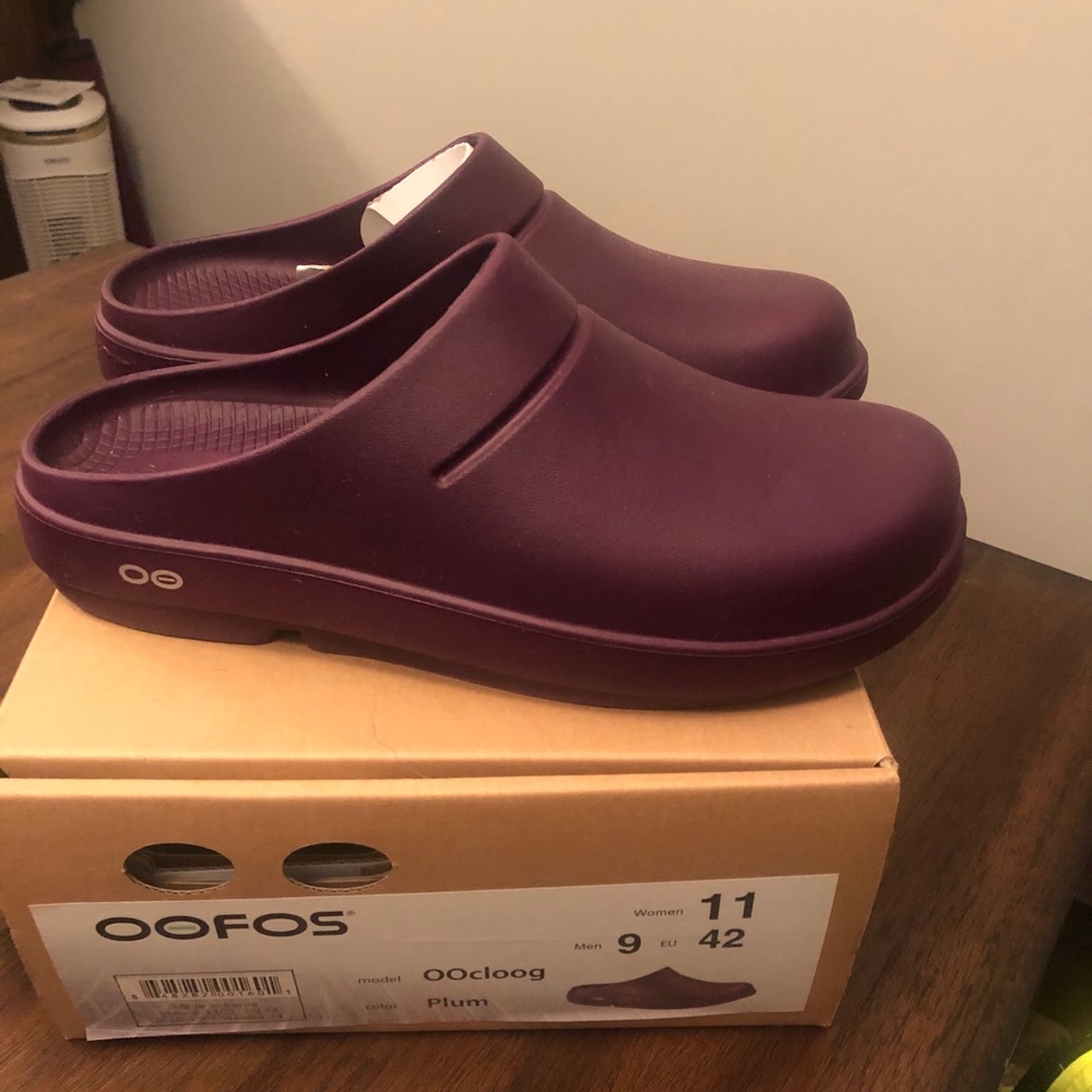 Plum colored Oofos clogs